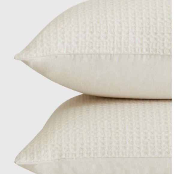 Quince Other - Quince Organic Luxe Honeycomb Sham Set of 2 Standard Undyed Pillow Cases Cream